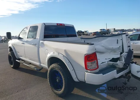 2022 Ram 2500 Tradesman 4X4 6'4" Box z USA, uszkodzony, nr VIN 3C6UR5CL9NG108573